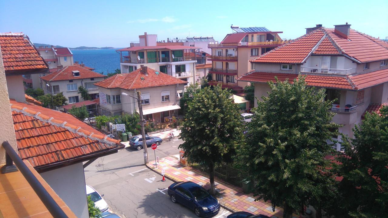 Guest House Adriya Приморсько Екстер'єр фото